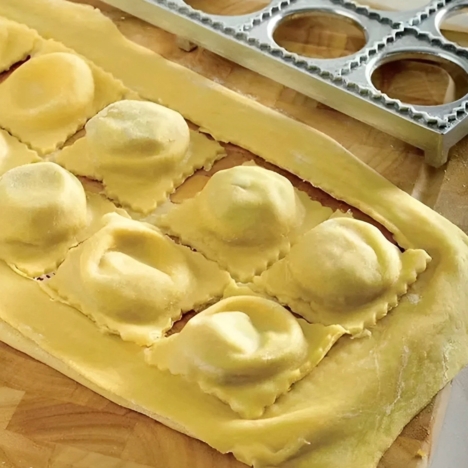 Dumpling Mold 12 Holes Ravioli - Kitchen Q 评论和价格